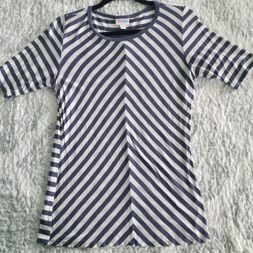 Lularoe Gigi top